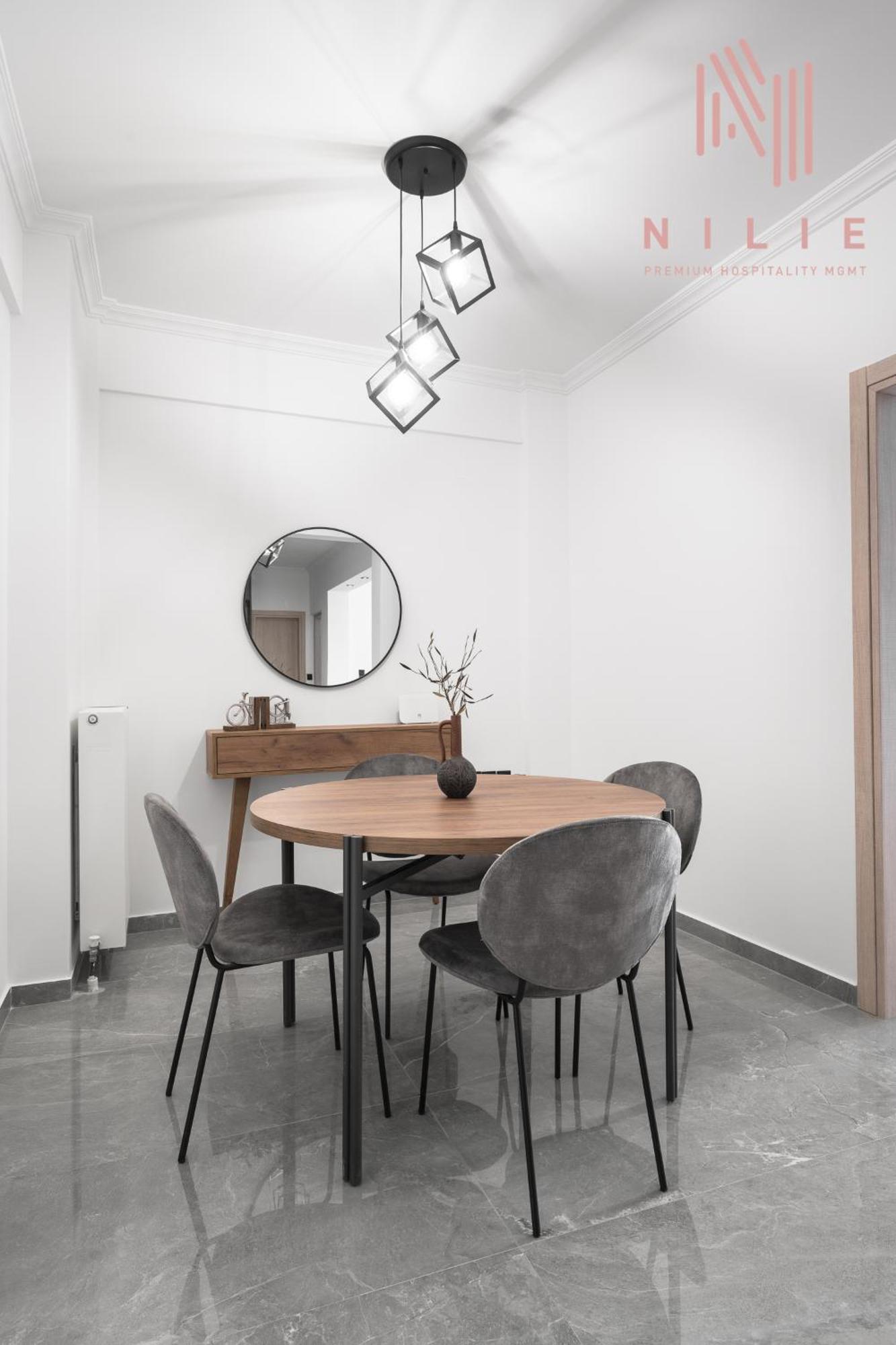 Greybow, Nilie Hospitality Mgmt Apartment
